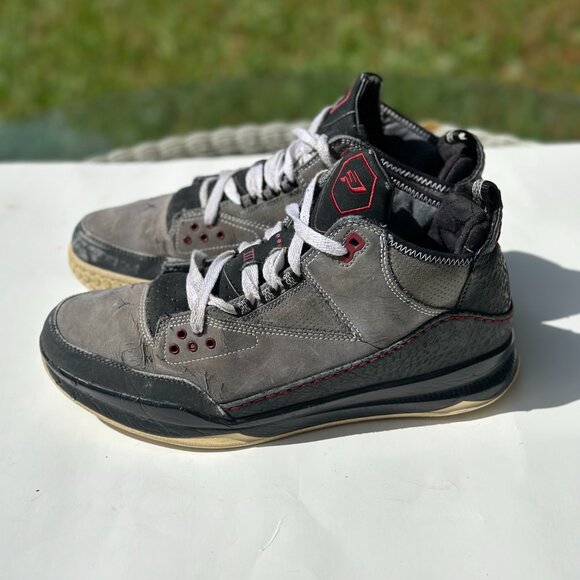 Air Jordan CP3.III Tribute Light Graphite Elephant Size 11 - Men’s Sneakers - Picture 3 of 10